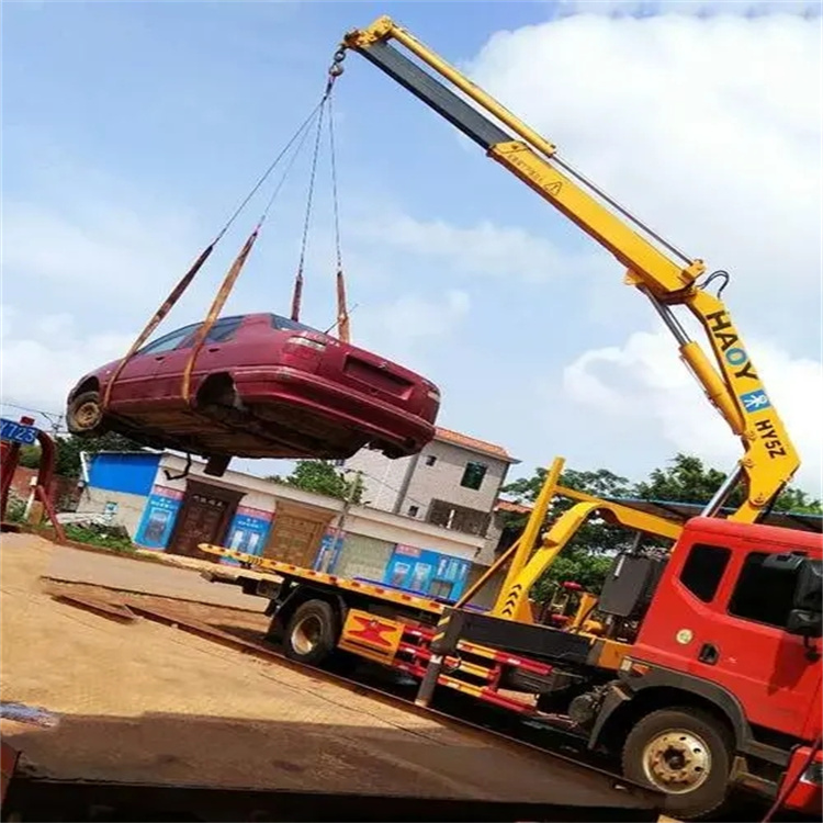 上蔡吊车救援小汽车怎么吊