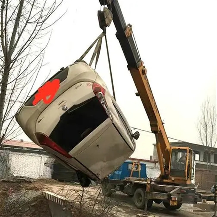 上蔡随时待命，吊车24小时道路救援服务全解析